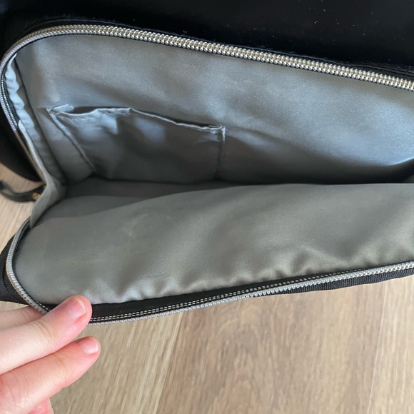 Skip Hop Wide Open Backpack Diaper Bag - Picture 4 of 9